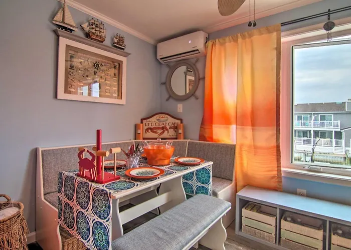 1 Mi To Beach Waterfront Retreat In Ocean City