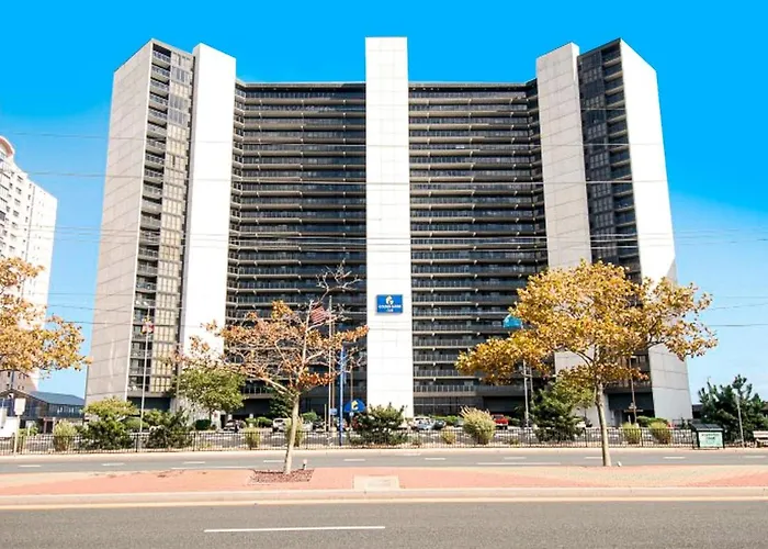 Golden Sands Condominiums By Dc
