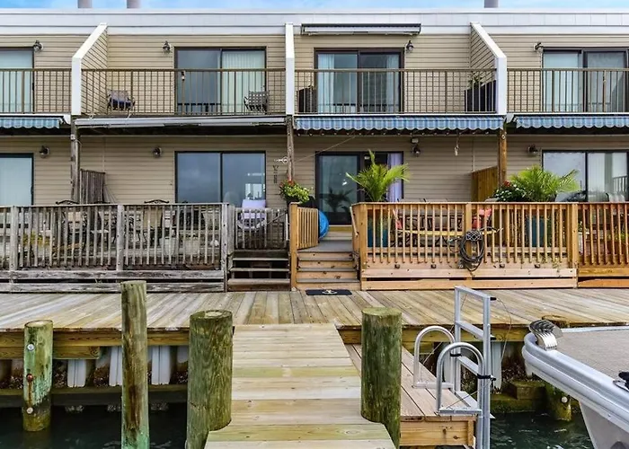 Sunset Fishing Paradise 3B B Bay Front Townhome