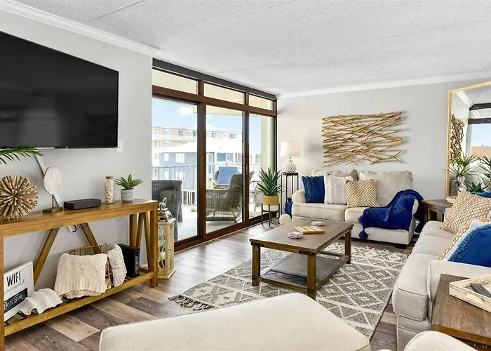 Ocean Front Sea Terrace 209 Heated Pool