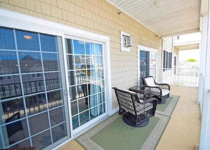 Sea Bright 205 Condo