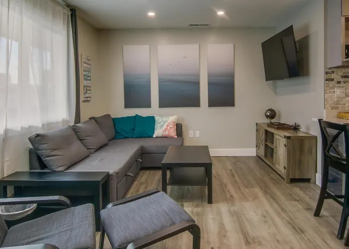 Walk To Beach And Boardwalk Ocean City Condo