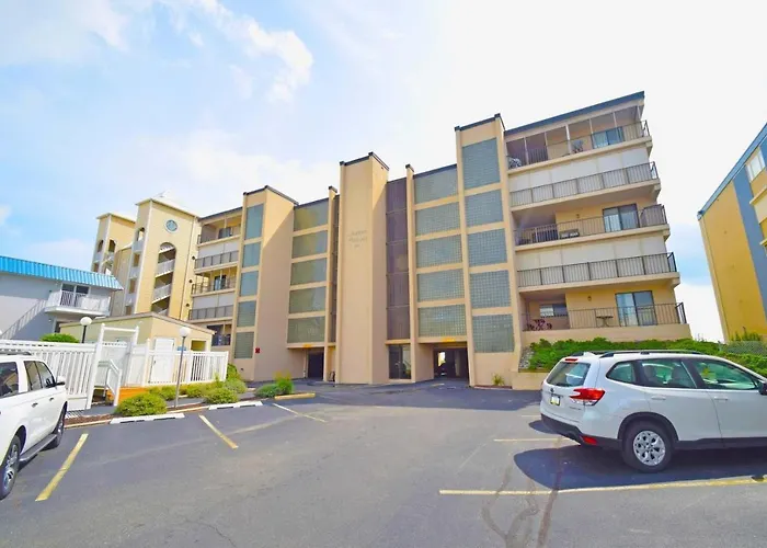 Amber Waves 300 Condo