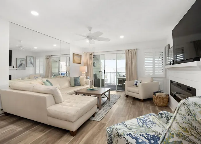 2 Bedroom Bayside Condo With Pool In Ocmd