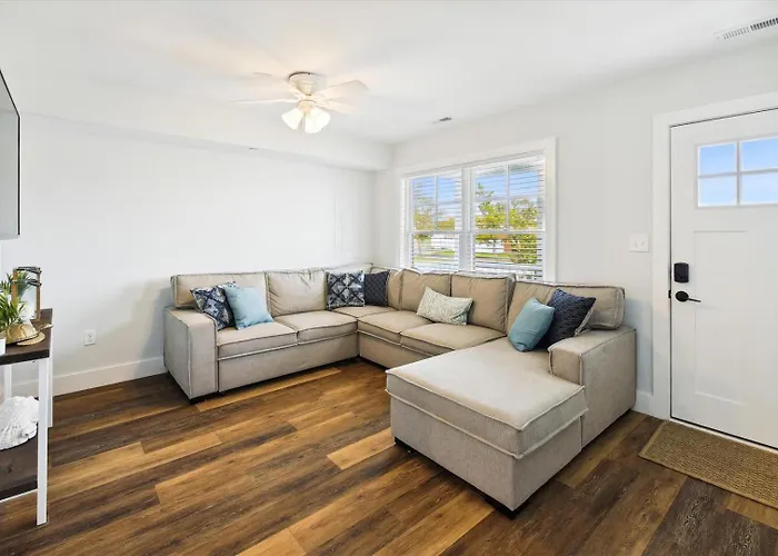 Coastal Comfort 203