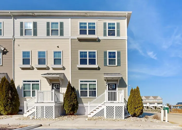 Broad Marsh Beach House II