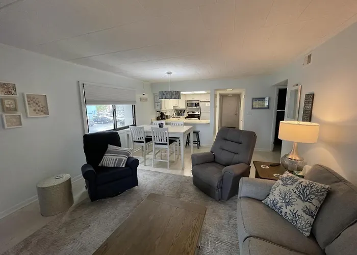 Ocean Hideaway 111 Condo
