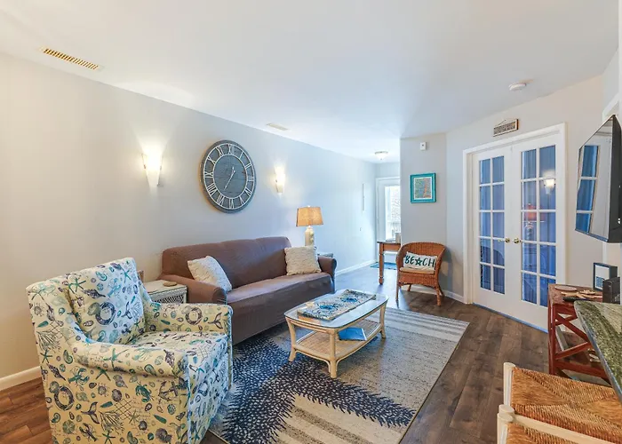 Walk To Beach: Newly Remodeled Condo In Ocean City