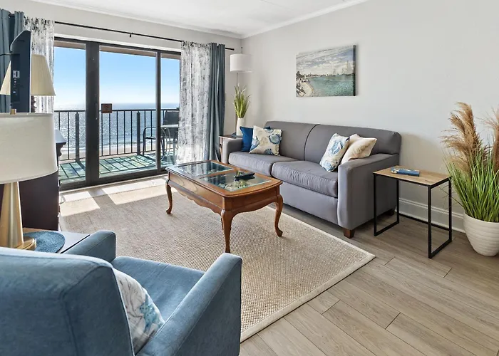 Oceanfront 2-Bedroom Condo At Marigot Beach