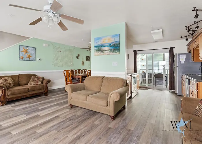 Charming 3-Bedroom, 2-Bathroom Townhouse Perfectly Located Near The Boardwalk