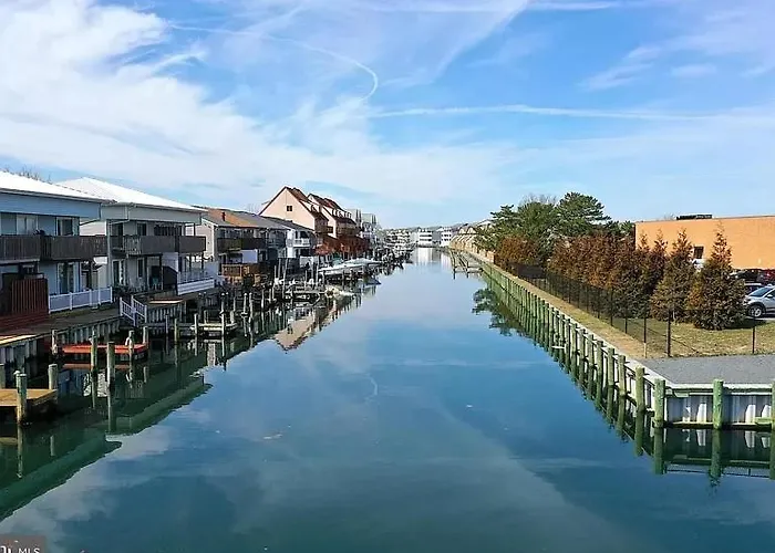 Waterfront 3-Bedroom, 2-Bathroom Home In North Ocean City Perfect For Families