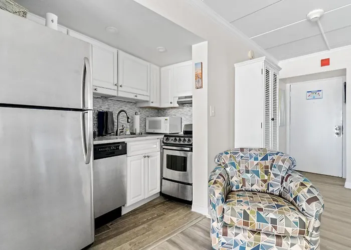 Oceanfront Studio At High Point South Stunning Views & Steps To The Beach
