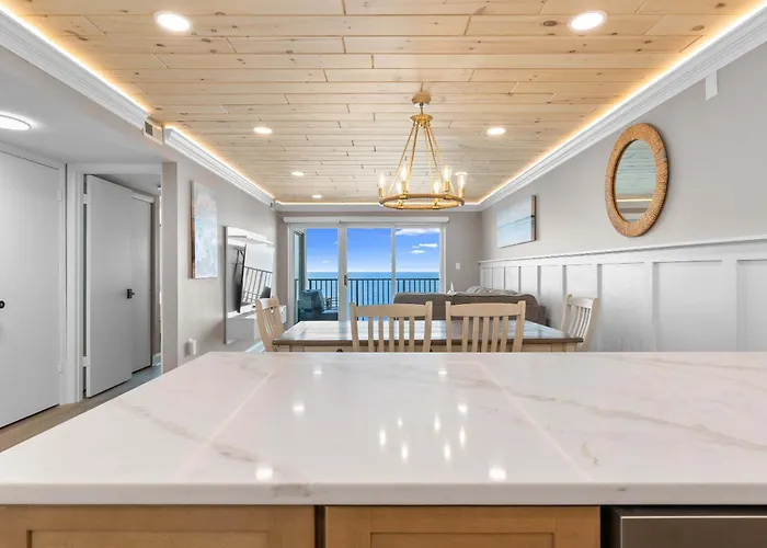 Spectacular Oceanfront Penthouse - Unit 1203