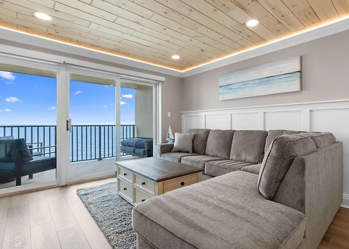Spectacular Oceanfront Penthouse - Unit 1204