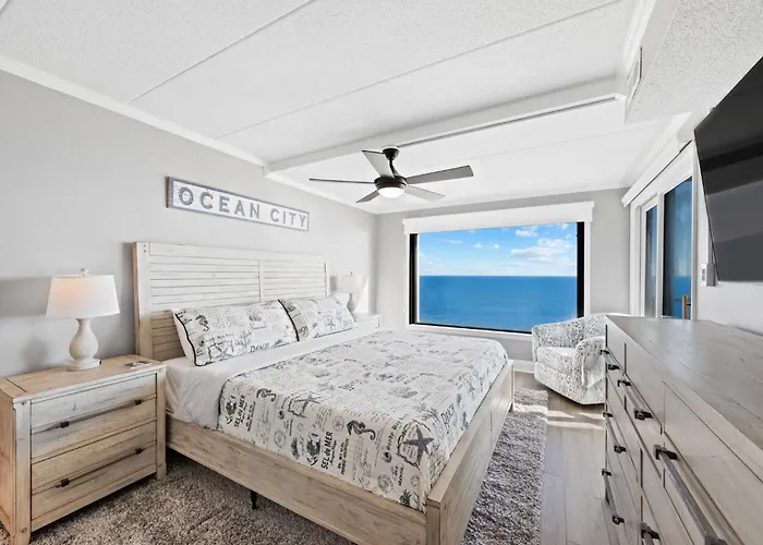 Extraordinary Oceanfront Escape - Private Balcony