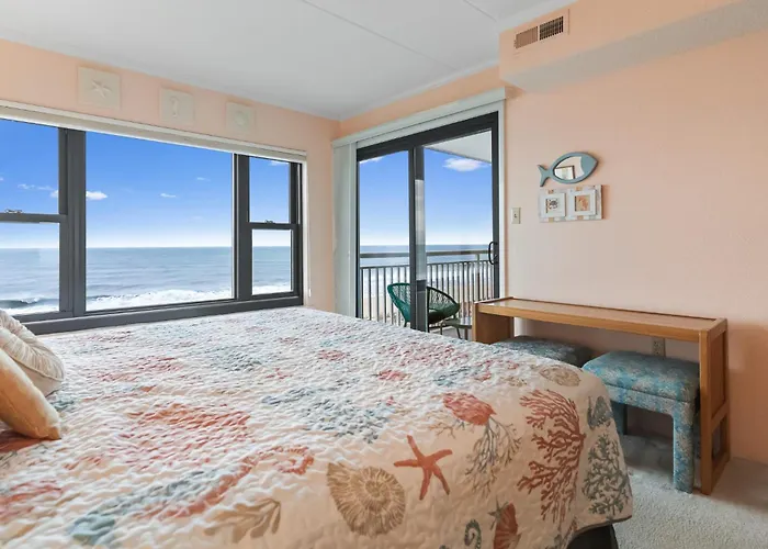 Top Floor Oceanfront Convention Center Condo