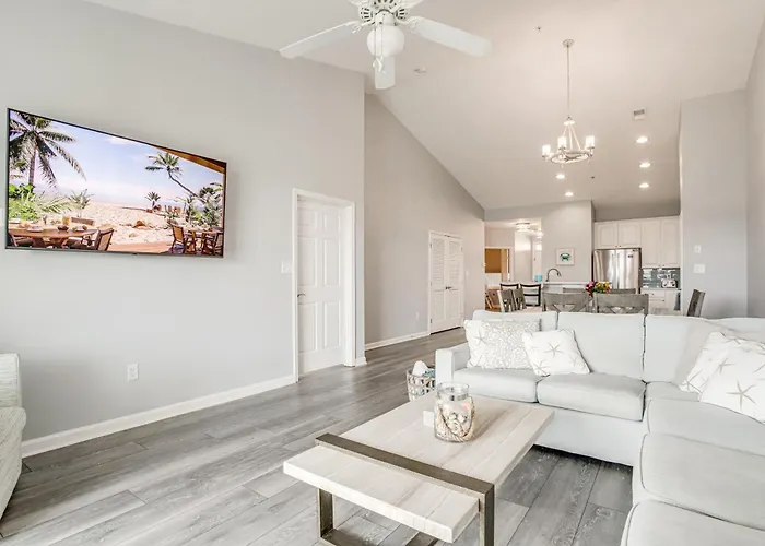 Pool, Beach Access! Canal-Front Ocean City Gem