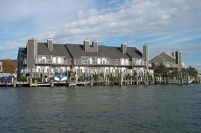 Harbour Island 28D Townhouse