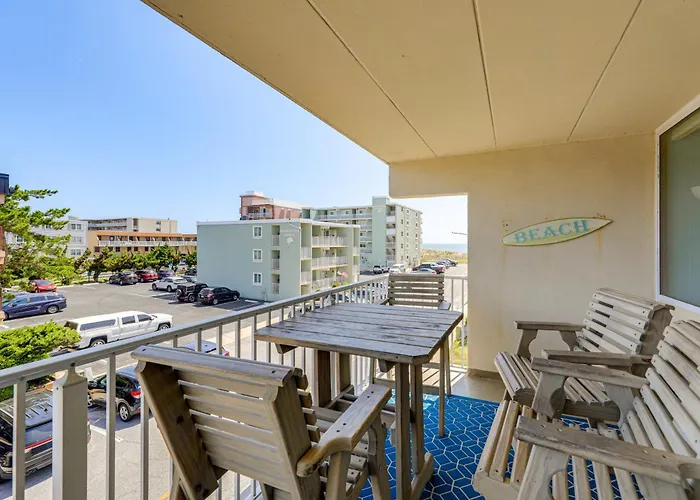 Walkable Condo W/ Water View In Ocean City!