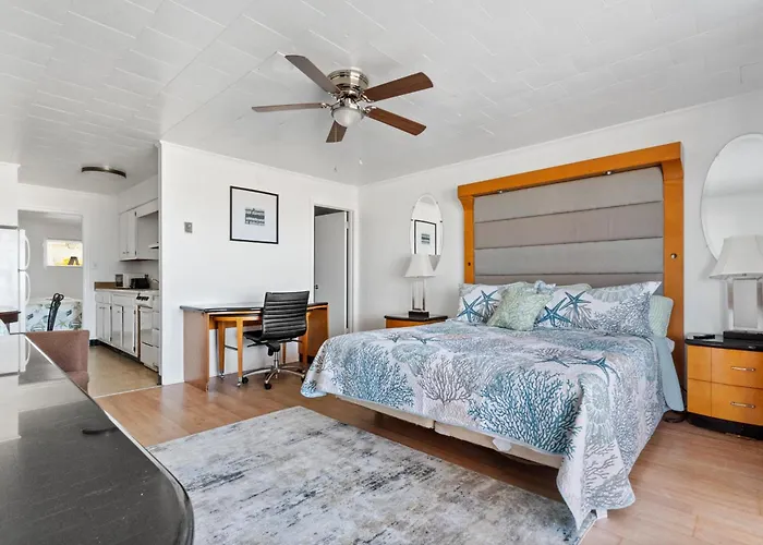 2 Bed1 Bath On The Boardwalk By The Inlet