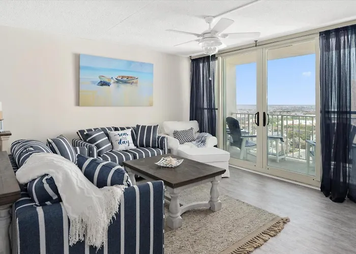 Stunning Ocean Front 2 Bedroom Quay Condo With Indoor Pool!