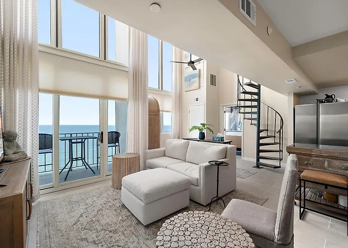 Quay - Luxury Penthouse Condo!