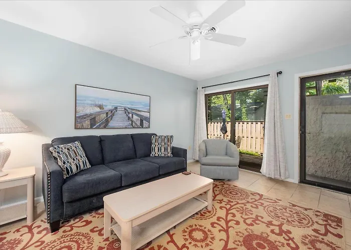 First Floor 2 Bedroom Condo With Private Courtyard & Outdoor Pool!