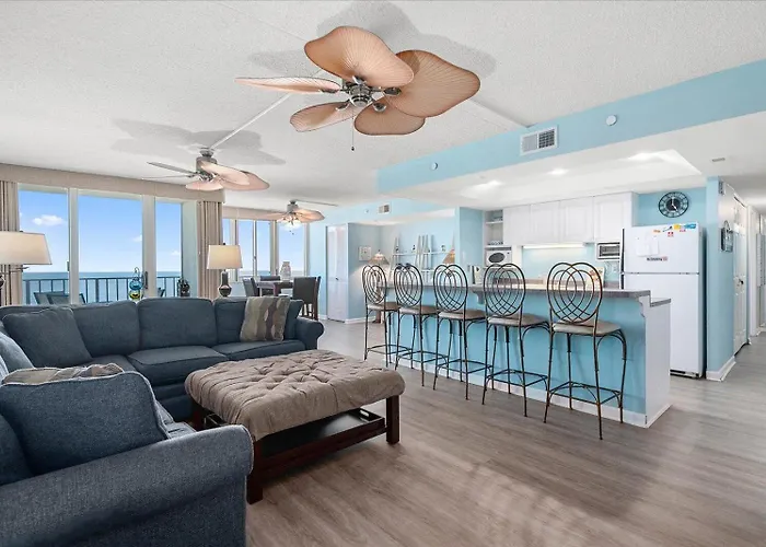 3 Bedroom Ocean Front Condo In Desired Quay Building