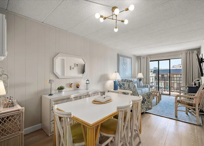 2 Bedroom Ocean Block Condo, Steps To The Beach!