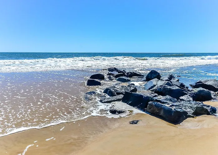 Beautiful 2 Bedroom At The 9400 Building With Panoramic Views Of Ocean City!