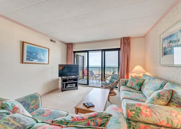 Direct Ocean Front 2 Bedroom Condo In Flying Cloud With 2 Parking Spaces!