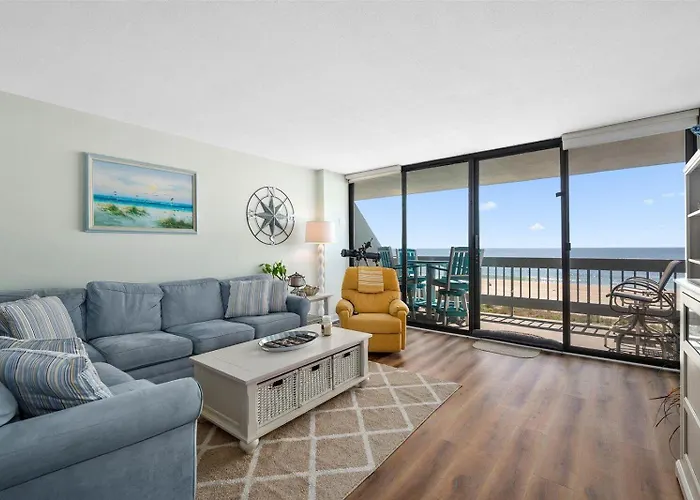Beautiful 2 Bedroom Century I Condo With I/D Pool