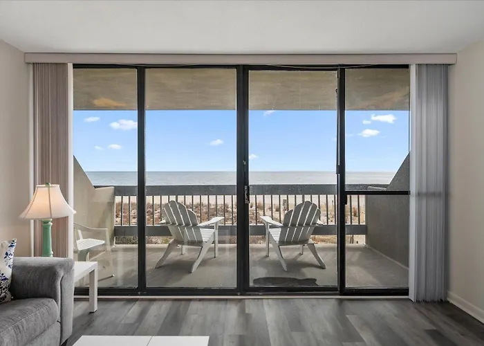 Century I Condo With Ocean Views & Outdoor Pool!