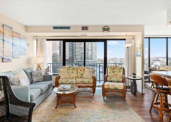 Ocean View 2 Bedroom Capri Condo With Pool!