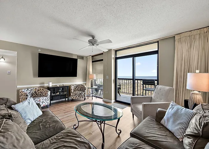 Beautiful 3 Bedroom Condo With Side Ocean Views
