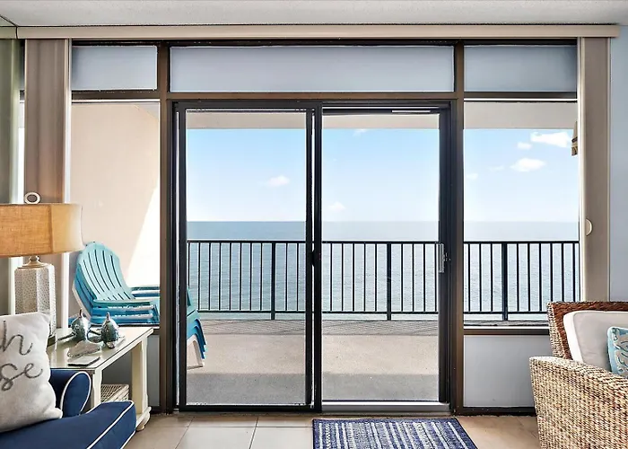 3 Bedroom With A Direct Ocean Front At The Capri!