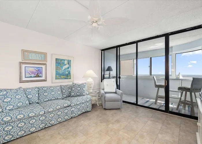 2 Bedroom Side Ocean View Atlantis Condo With Pool!