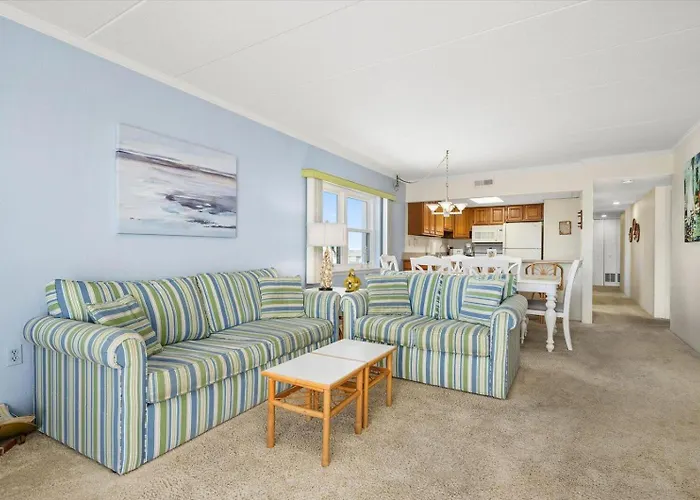 Atlantic Breeze 3 Bedroom Ocean Front Condo With Outdoor Pool!