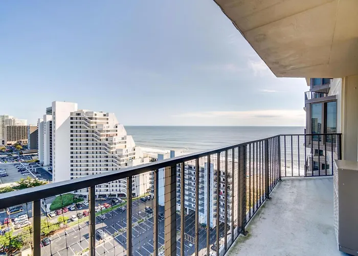 2 Bedroom Condo With Beautiful Ocean And Bay Views