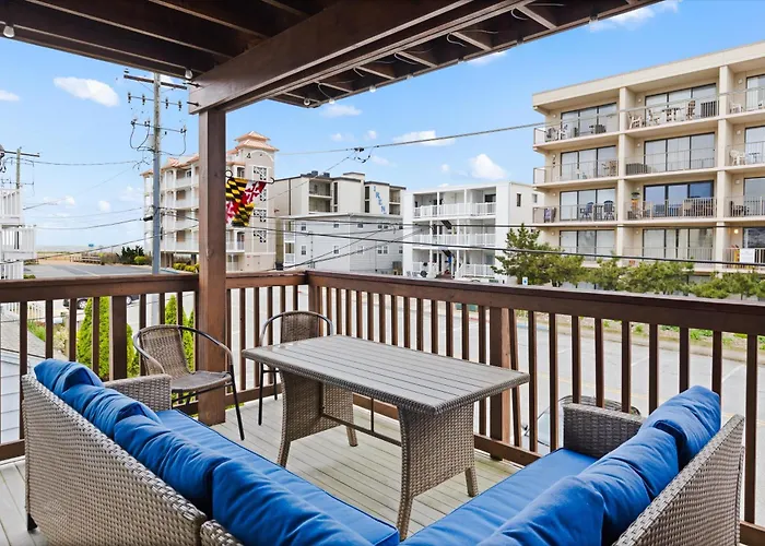 119 Steps To Beach New Kitchen & Ocean View