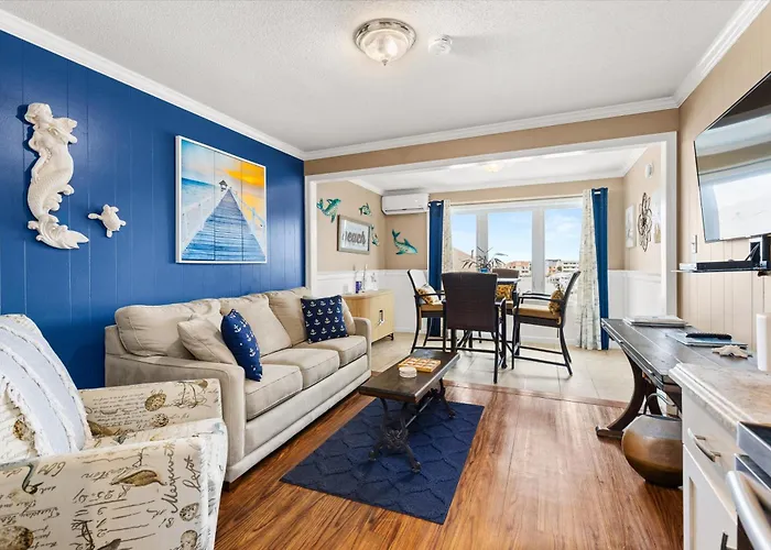 Top-Floor Bayside Condo - Canal Access & Views