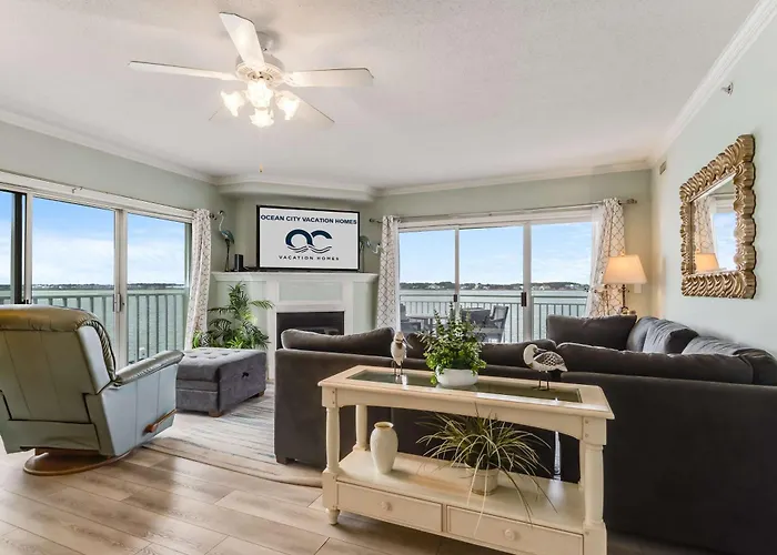 Bahia Vista Unit 201