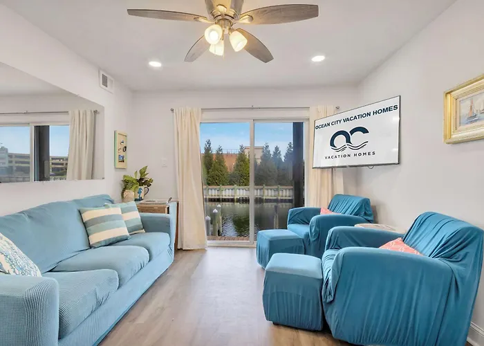 112B Newport Bay