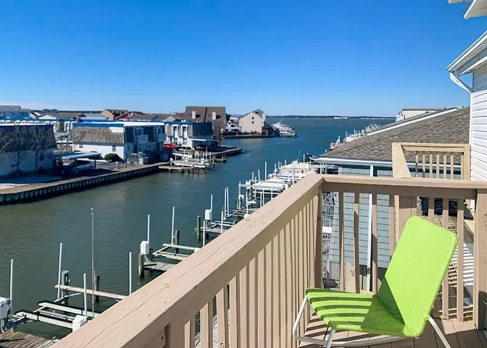 Bayfront Beauty At Mallard Landing
