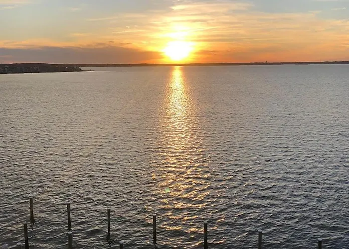 Thunder Island 28A