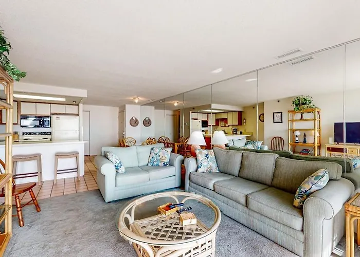 Sandy Square 305