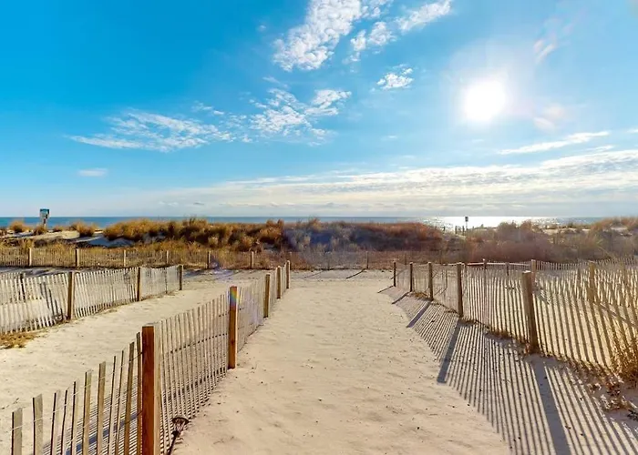 Beach Place N 3
