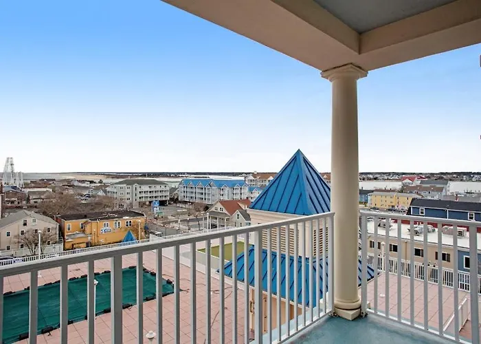 Belmont Towers 608
