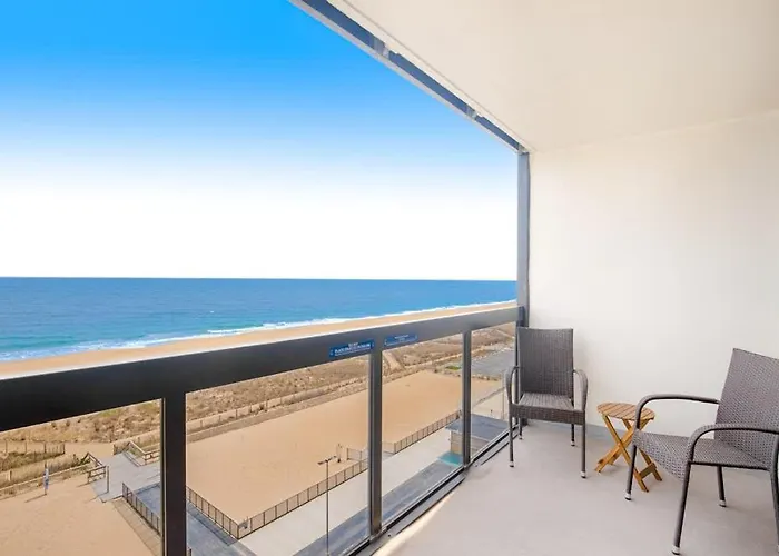 Golden Sands 607
