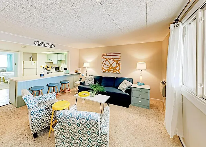 Colonial Unit 202